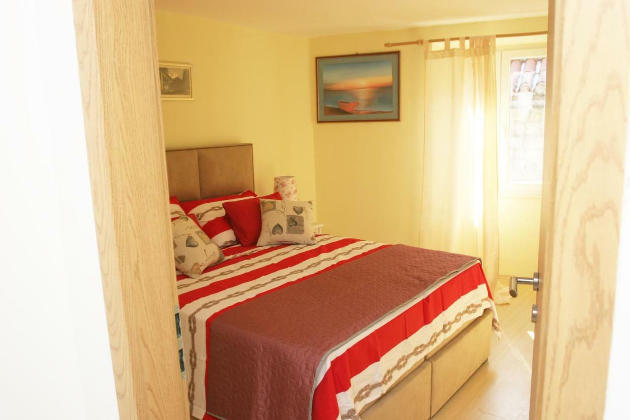 Sara Cosmo Split Apartment Ngoại thất bức ảnh